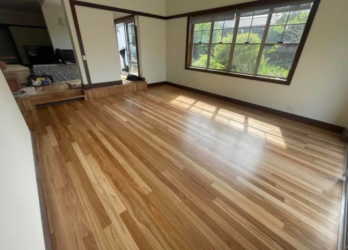 Floor sanding and varnishing